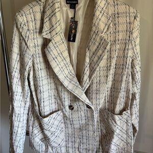 PrettyLittleThing Cream and Navy Checkered Blazer